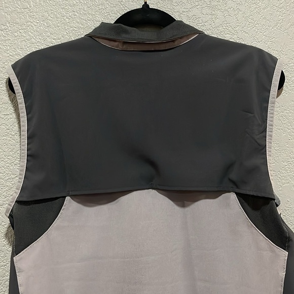 North face vest - Picture 4 of 6